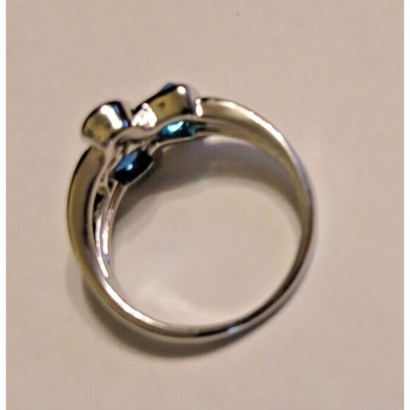 Silver 3 Three Blue Clear Stone Ring Size 8 Triangle Oval - Picture 9 of 9